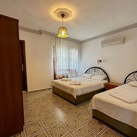 Melinda & Restaurant Hotel 3*