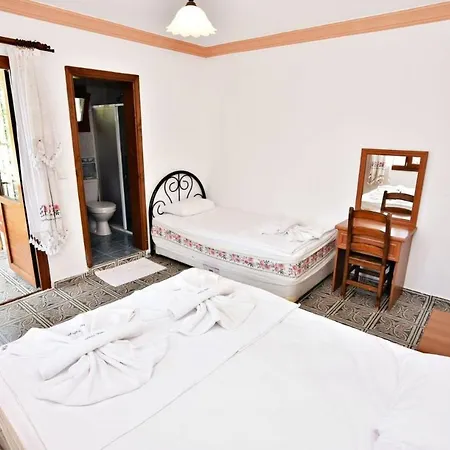 Melinda & Restaurant Πανσιόν Mesudiye (Datca)